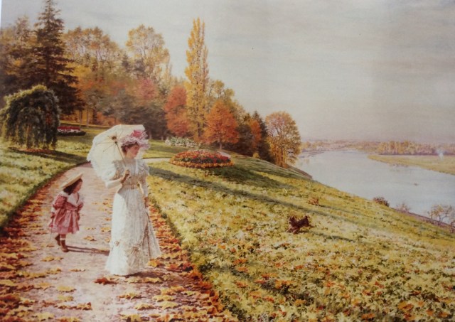 IMG2015101823738335232