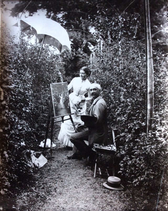 IMG201623112155602596